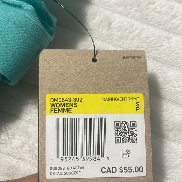 Nike cropped bra - Picture 2 of 4